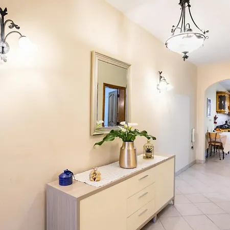 Aurora Апартаменты *